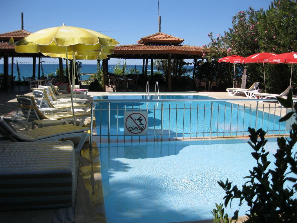 As Queen Beach Hotel Kızılot Zewnętrze zdjęcie